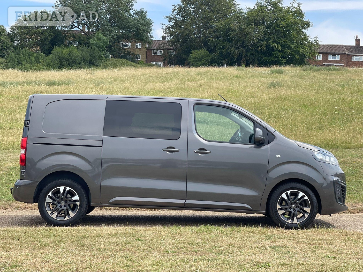 Vauxhall Vivaro 2019 - Vans & Commercial Vehicles in Hemel Hempstead