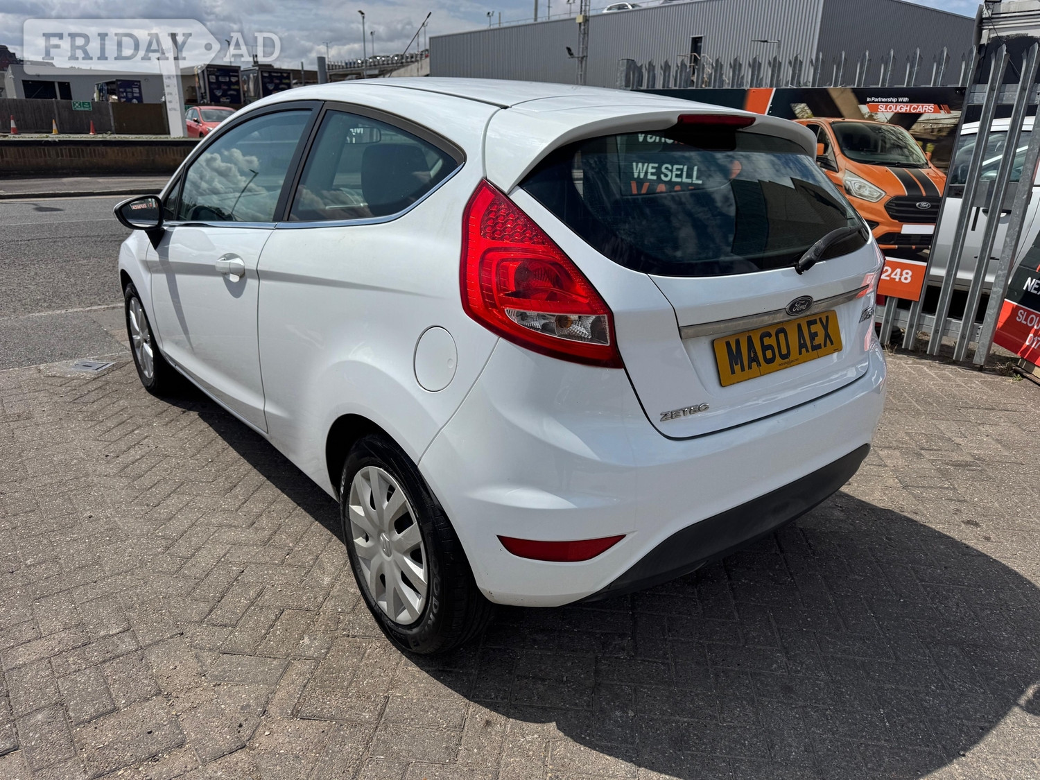 [ berth ]Ford Fiesta