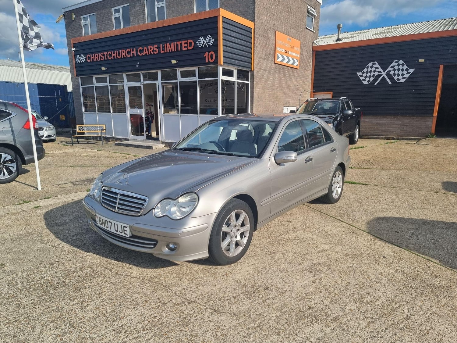 [ berth ]Mercedes-Benz C Class