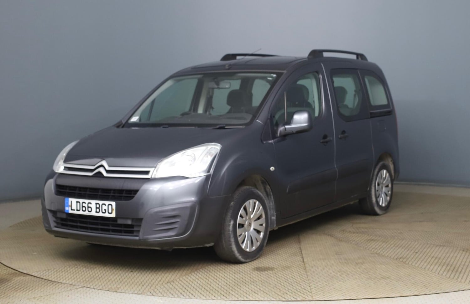 [ berth ]Citroen Berlingo