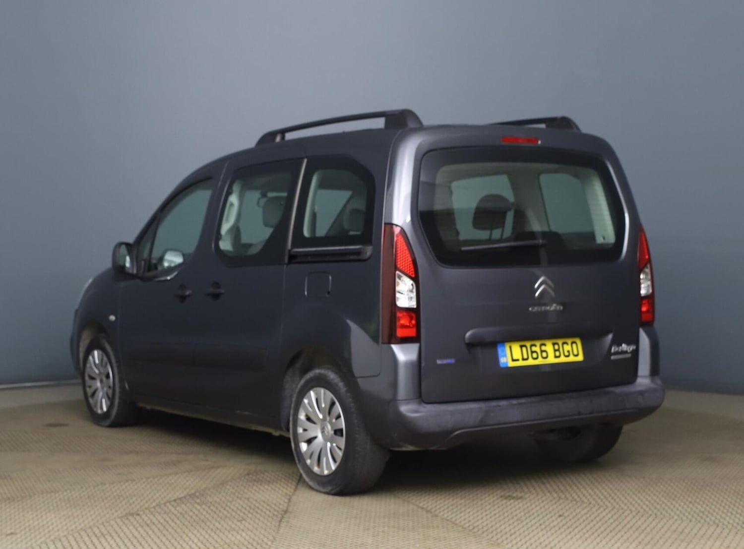 Citroen Berlingo 2016 - Cars in Stockport