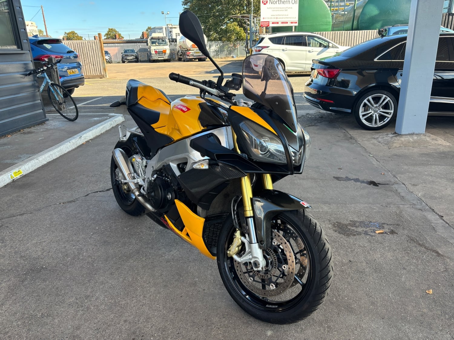 Aprilia Tuono Nottingham