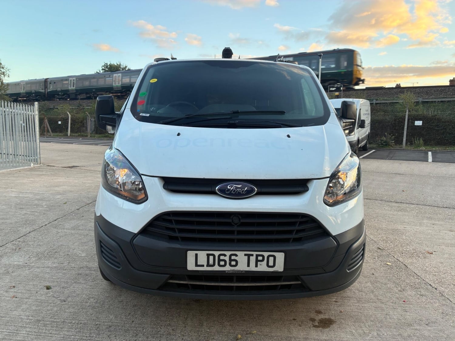 Ford Transit Custom Reading