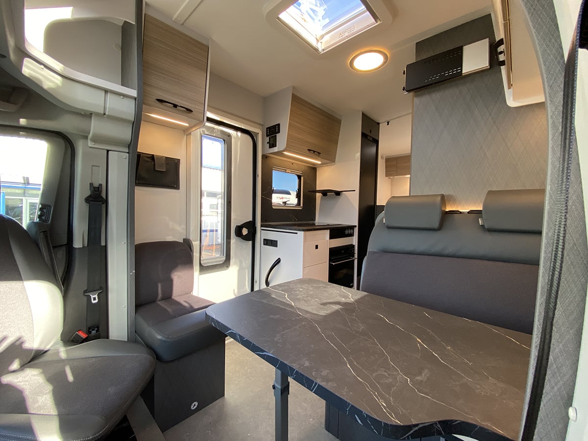 Etrusco V-Model 6.8 SF 2027 for sale - Motorhomes & Caravans