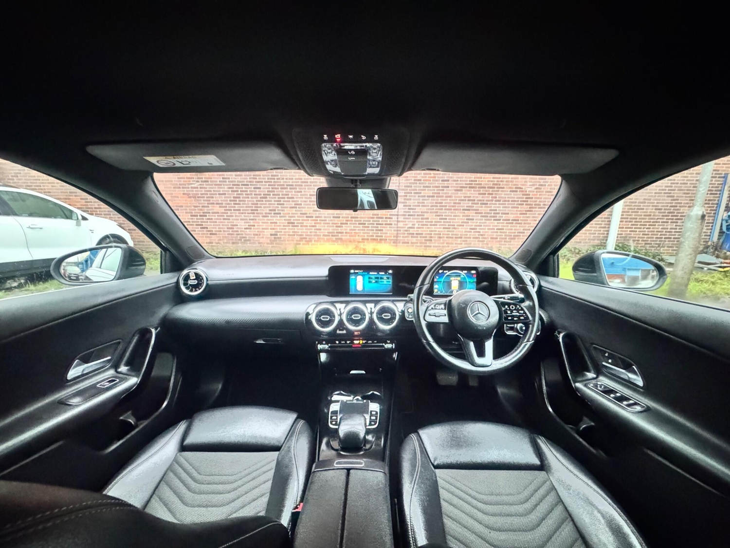 [ berth ]Mercedes-Benz A Class
