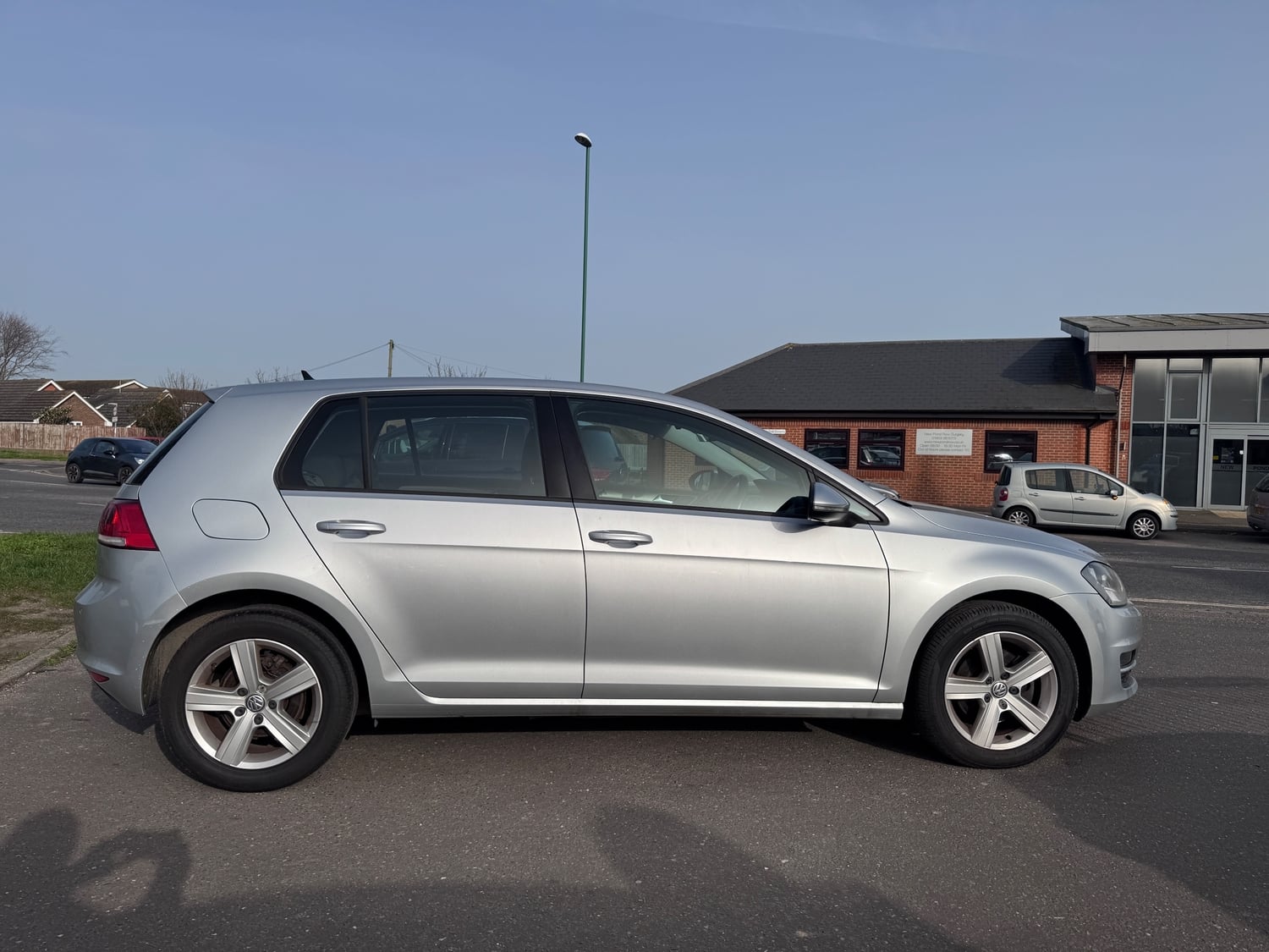 Volkswagen Golf 2016 - Cars
