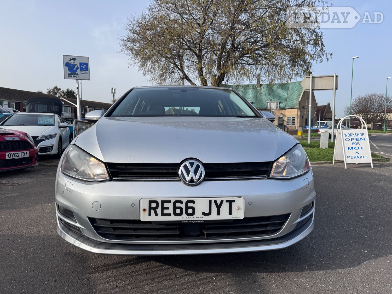 [ berth ]Volkswagen Golf