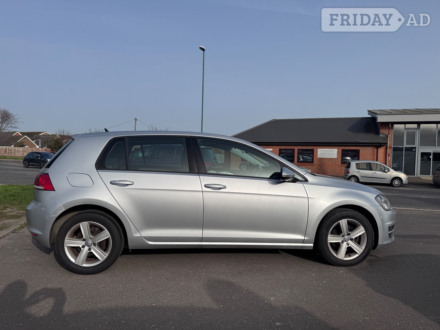 Volkswagen Golf 2016 - Cars