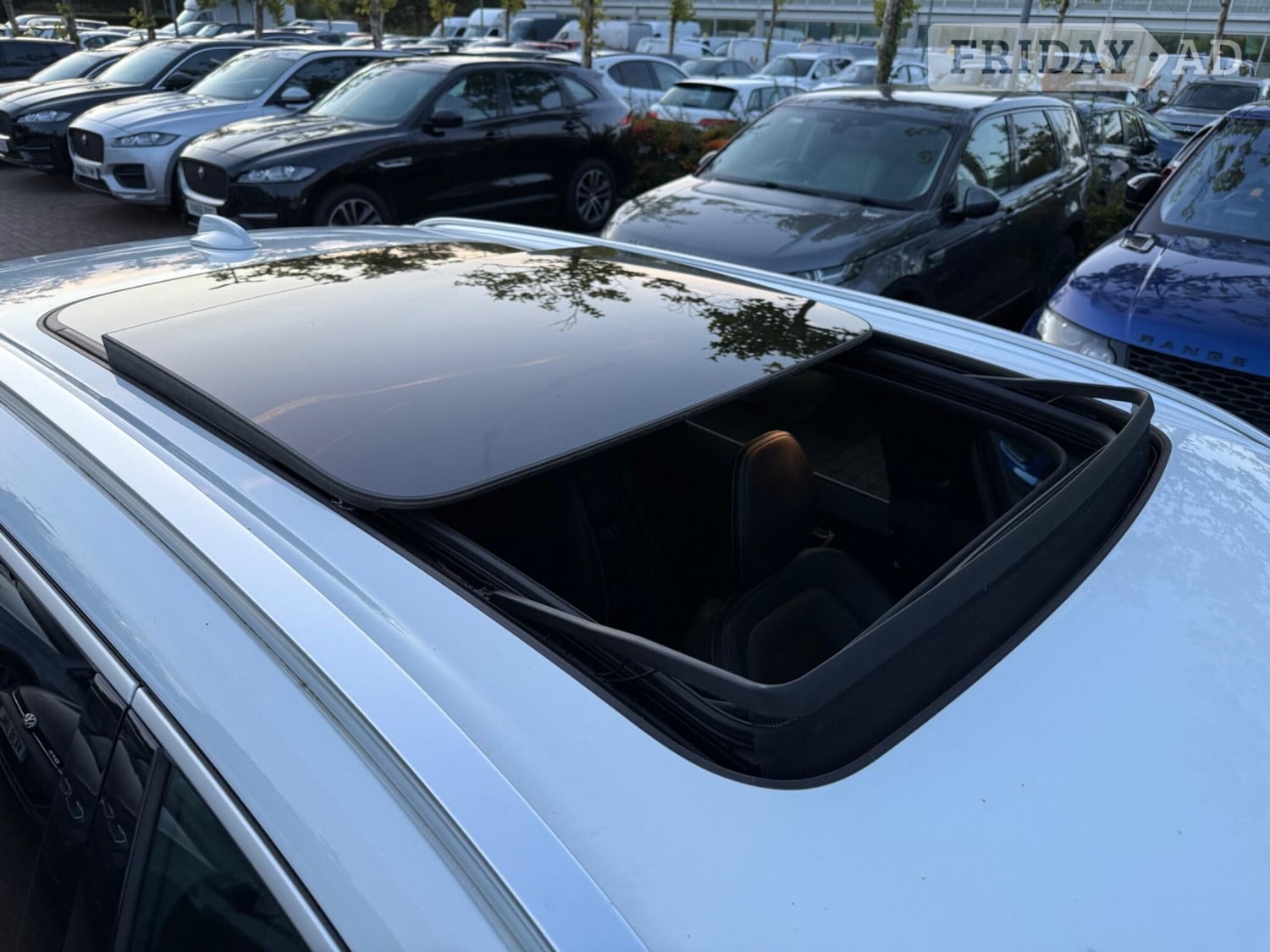 [ berth ]Volvo XC60