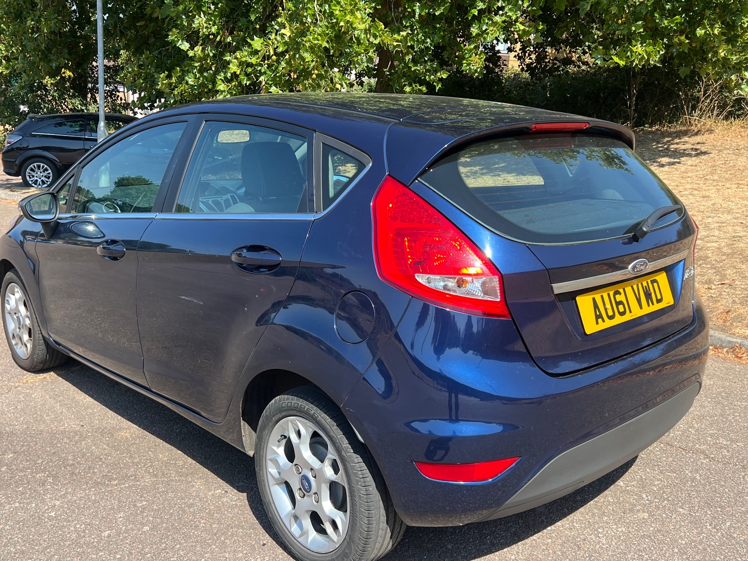 [ berth ]Ford Fiesta