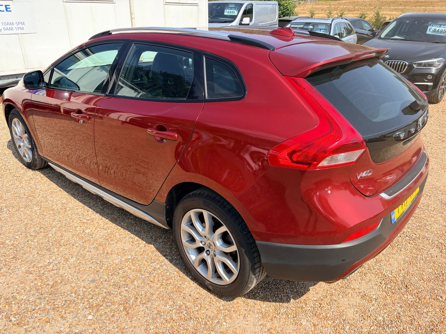 Volvo V40 Cross Country 2017 - Cars