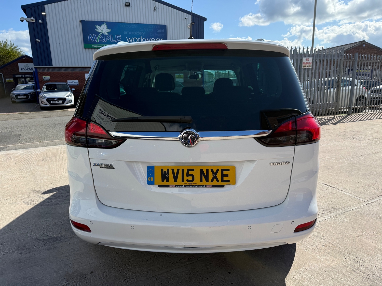 Vauxhall Zafira Tourer 2015 - Cars in Dudley