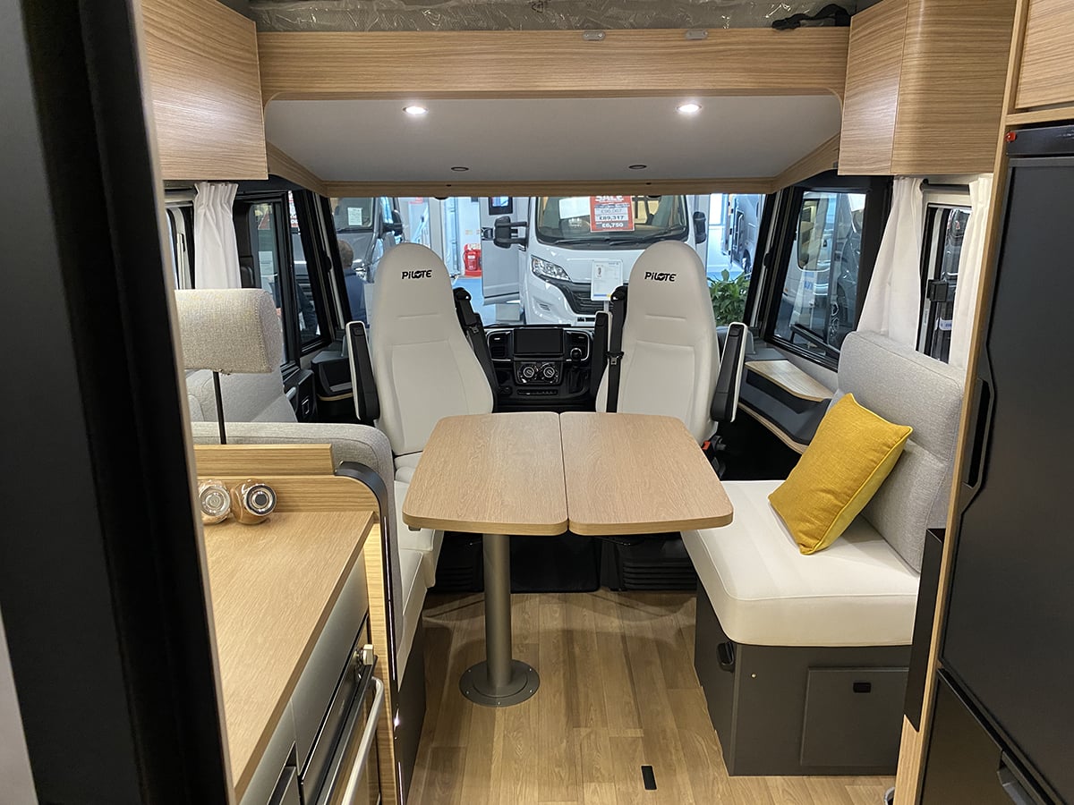 Pilote Evidence G740 FGJ 2026 for sale - Motorhomes & Caravans in Newark
