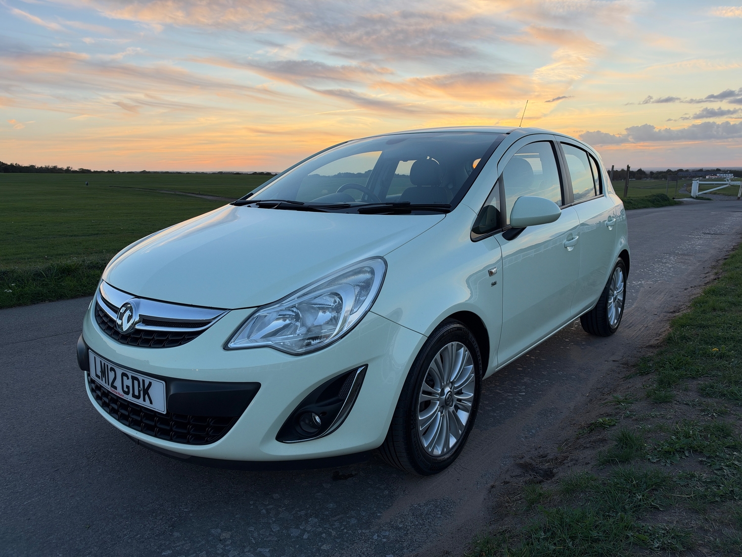 [ berth ]Vauxhall Corsa