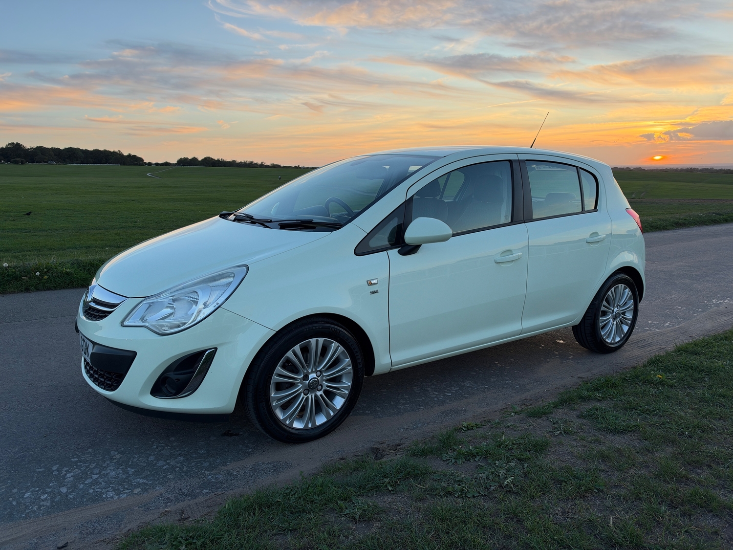 Vauxhall Corsa 2012 - Cars