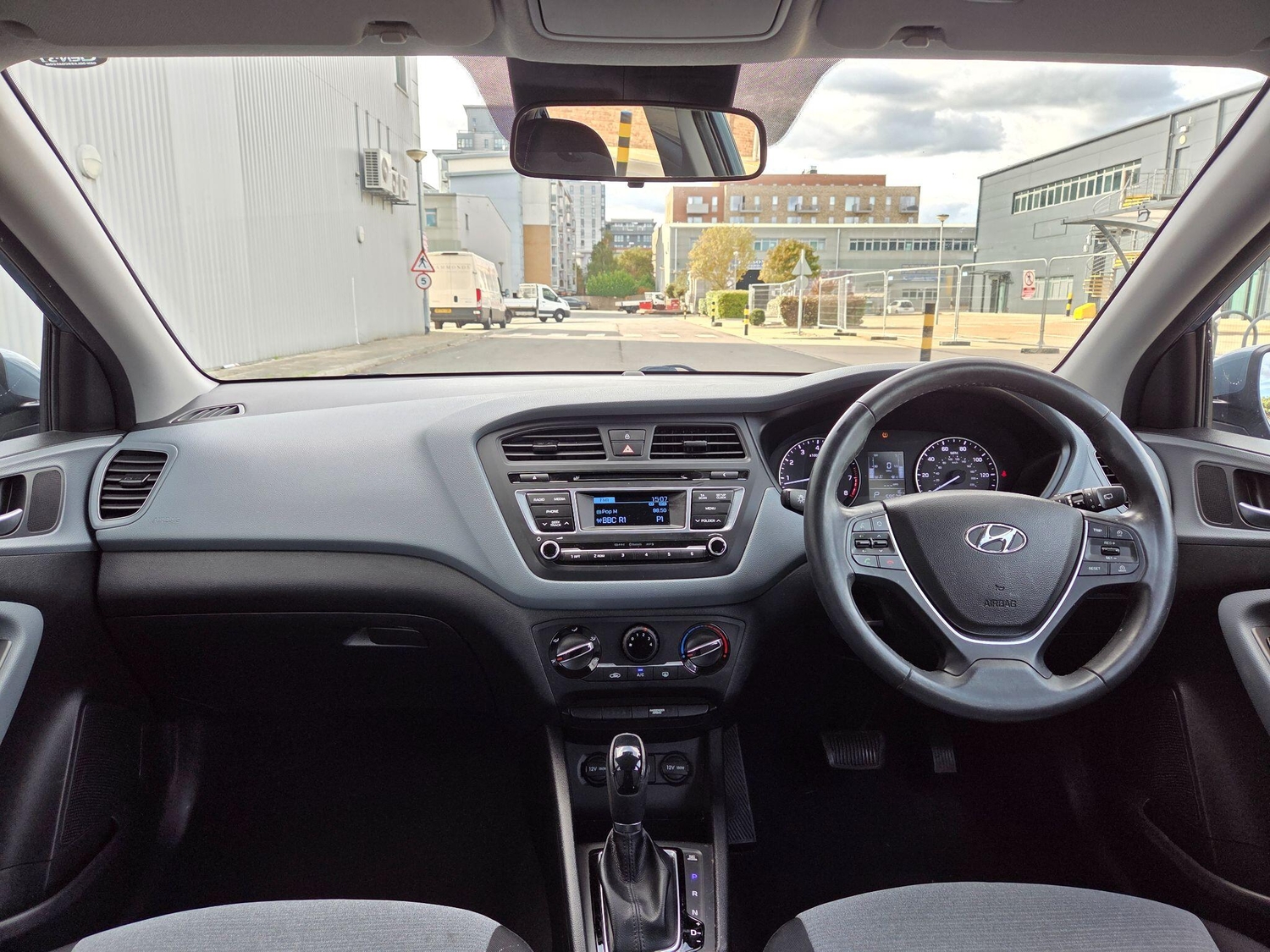 Hyundai i20 2015 - Cars in Slough