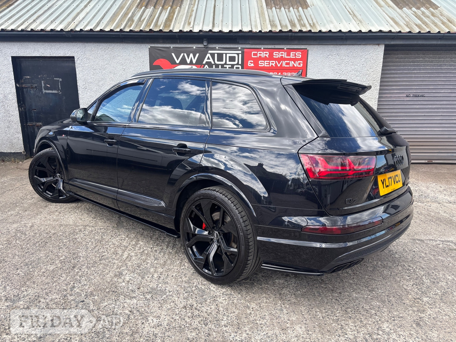 Audi Q7 2017 - Cars