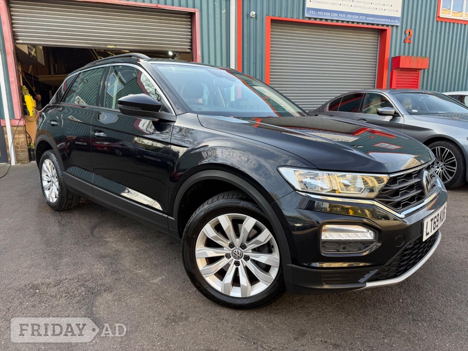 [ berth ]Volkswagen T-Roc