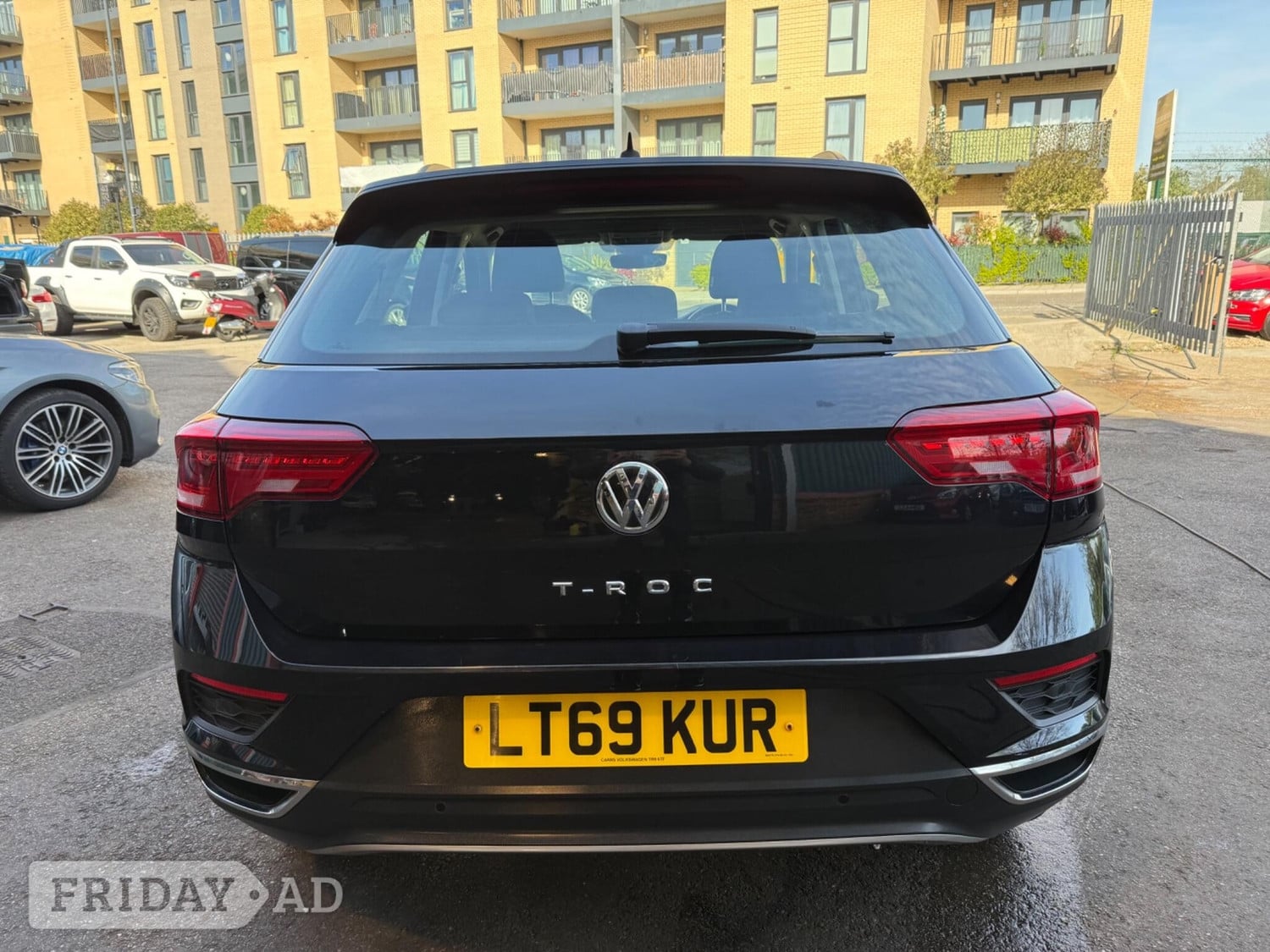 Volkswagen T-Roc 2019 - Cars in Barnet