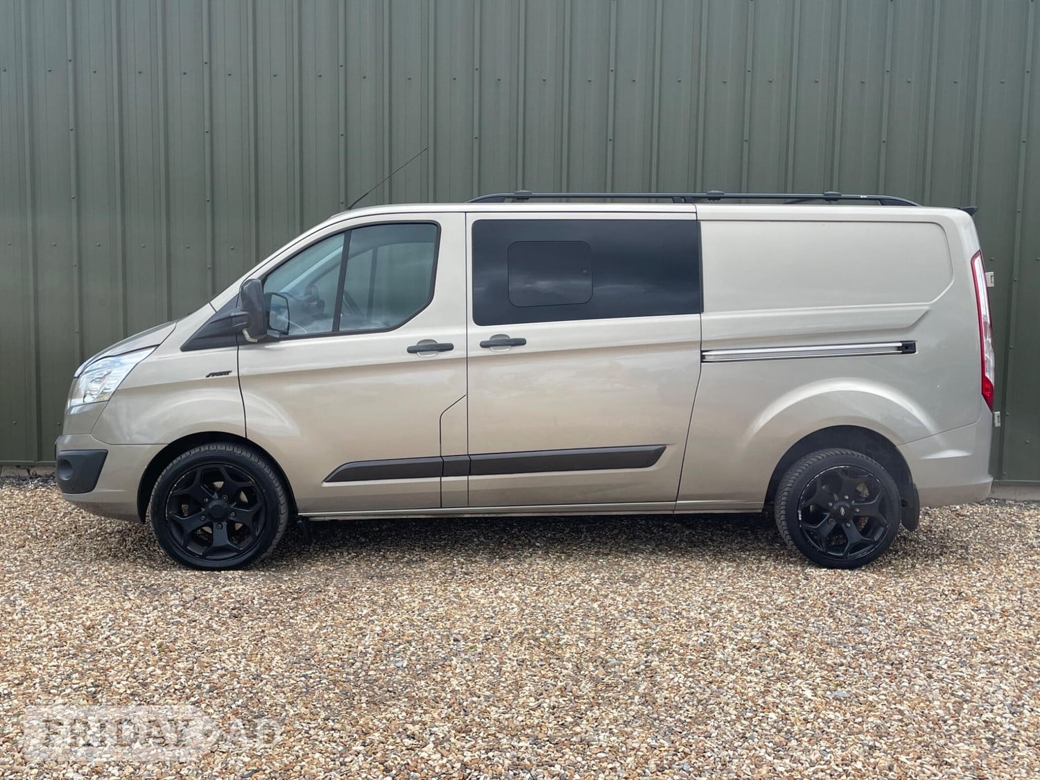 [ berth ]Ford Transit Custom