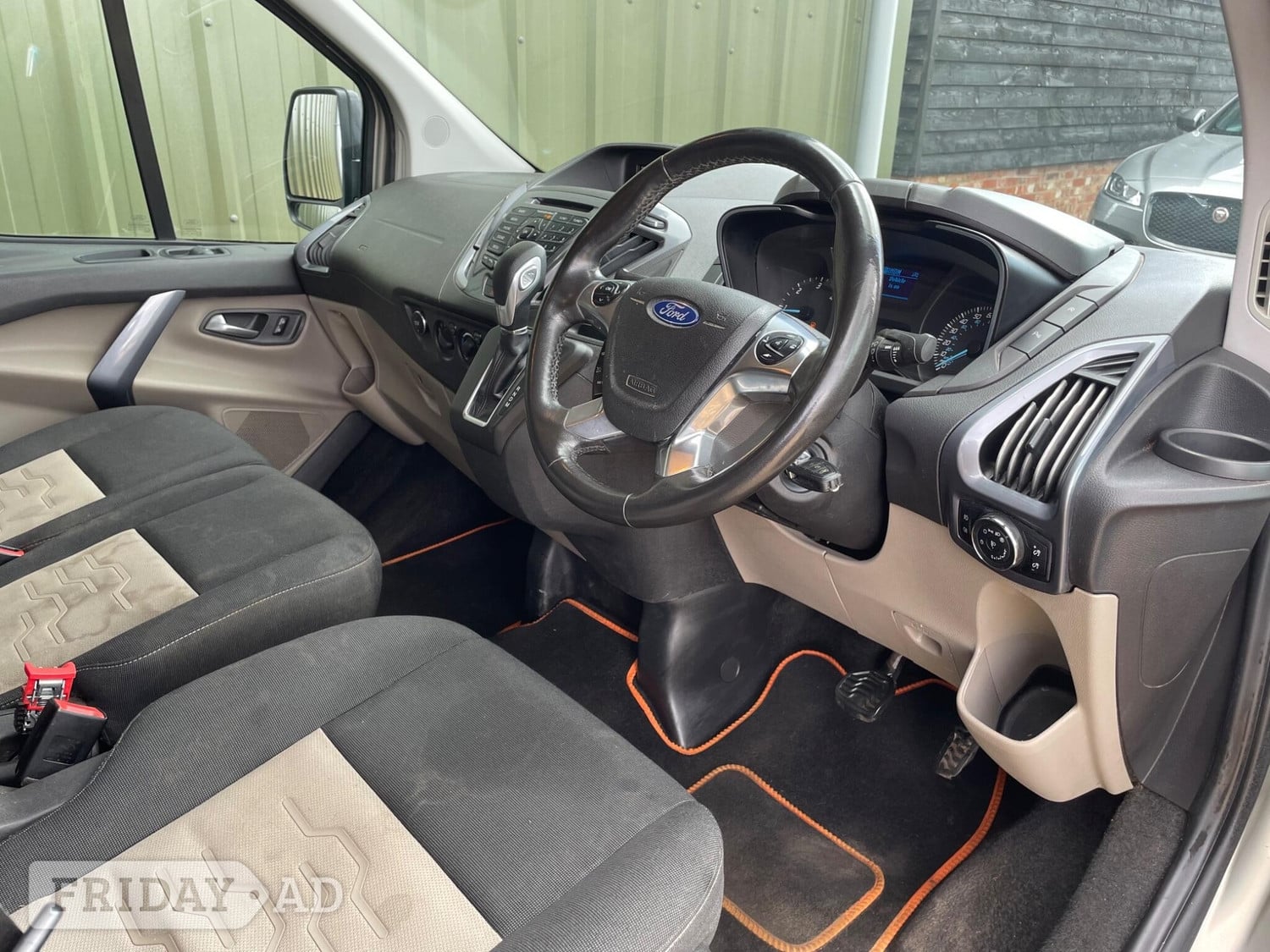 Ford Transit Custom 2018 - Vans & Commercial Vehicles