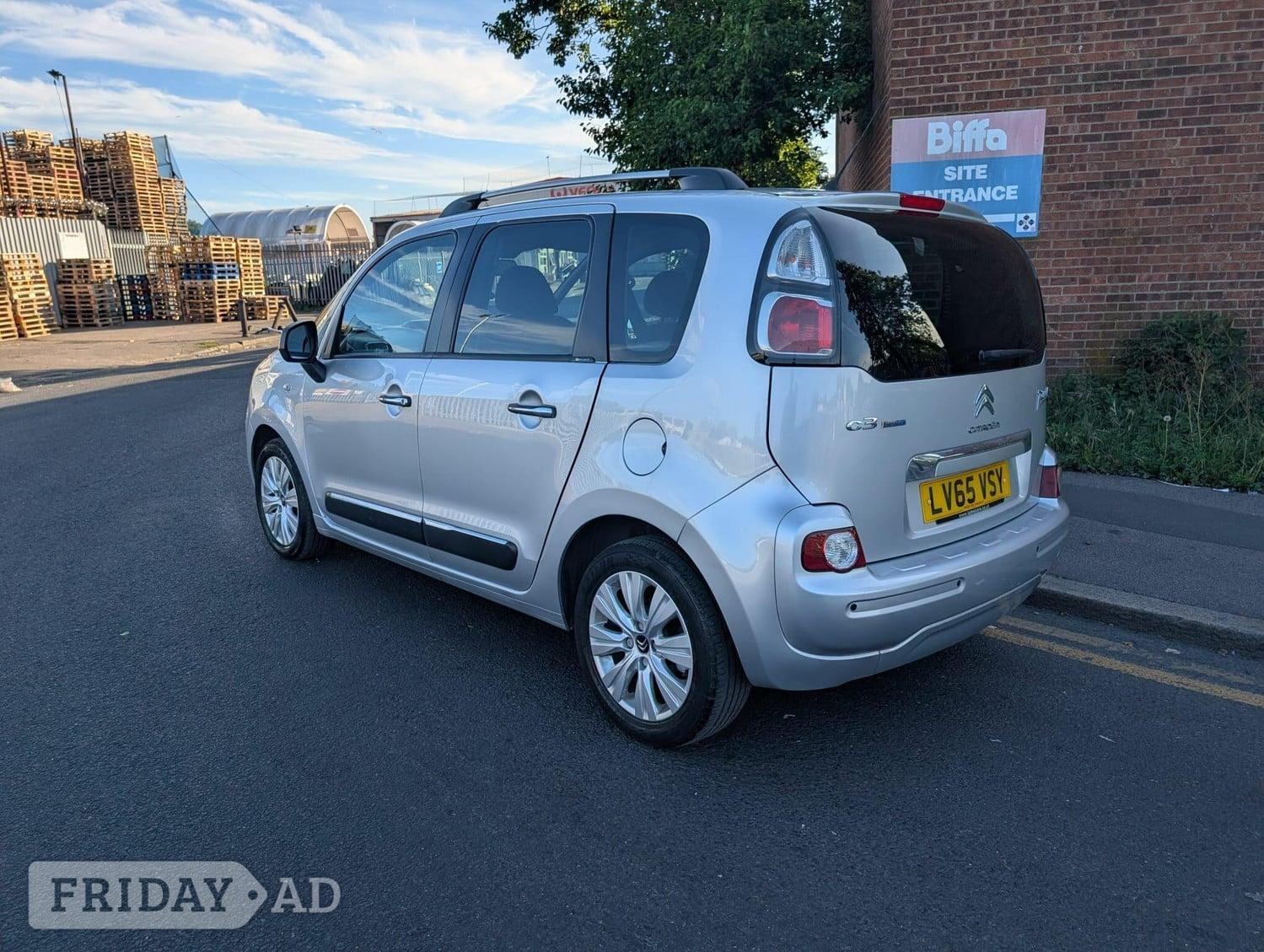 [ berth ]Citroen C3 Picasso