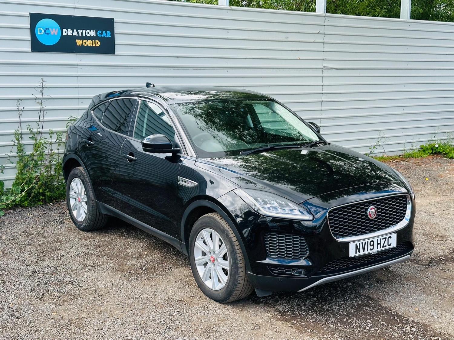 Jaguar E-Pace 2019 - Cars