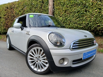 Mini Hatch 2009