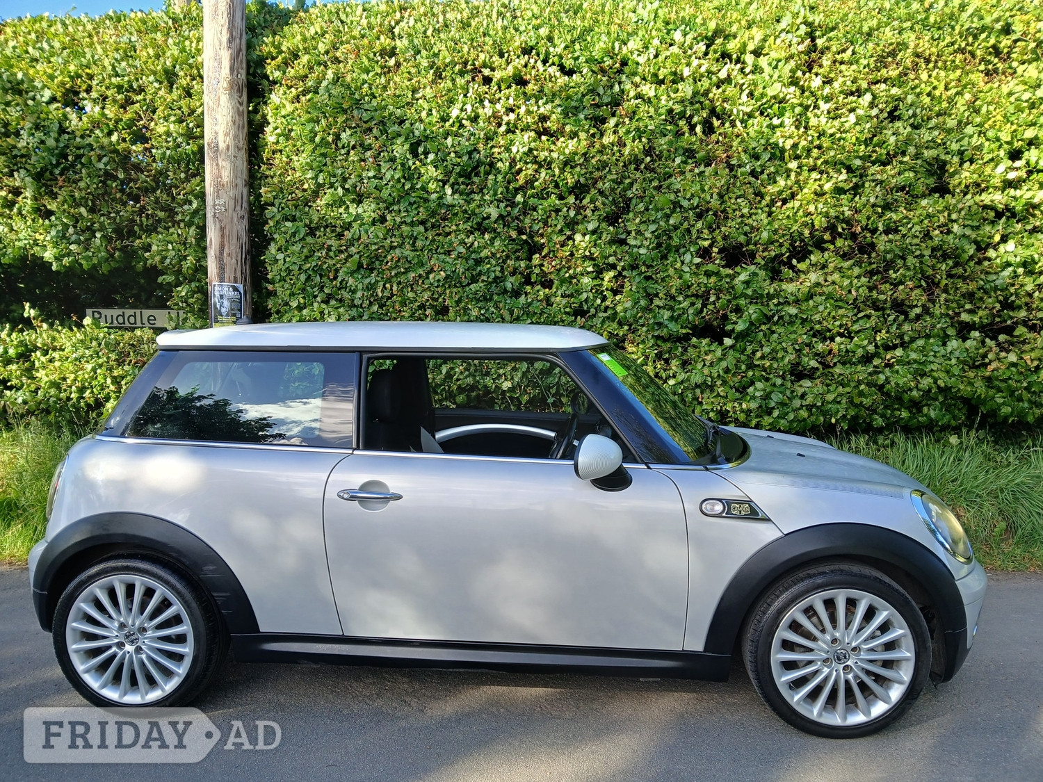 [ berth ]Mini Hatch
