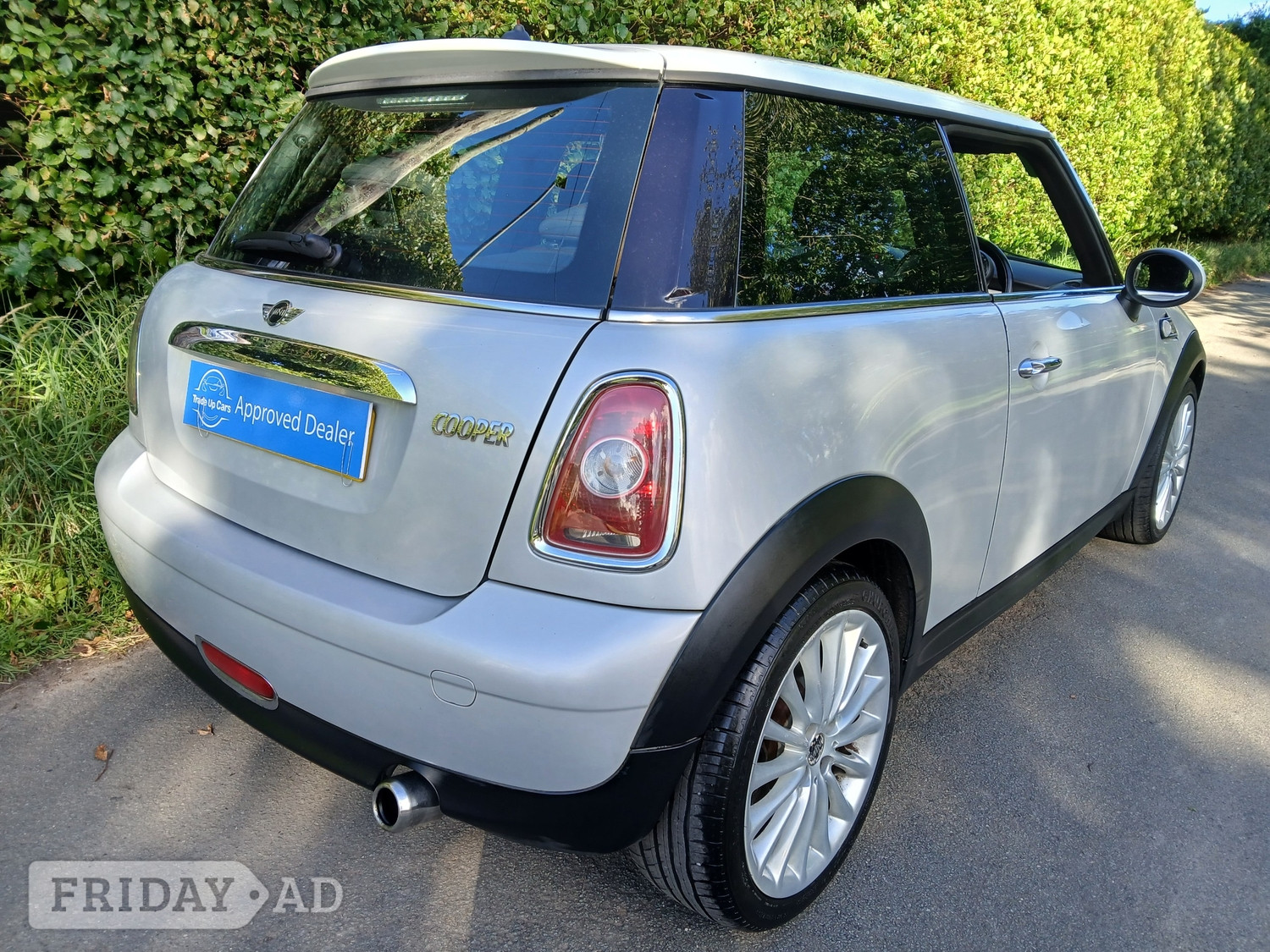Mini Hatch 2009 - Cars