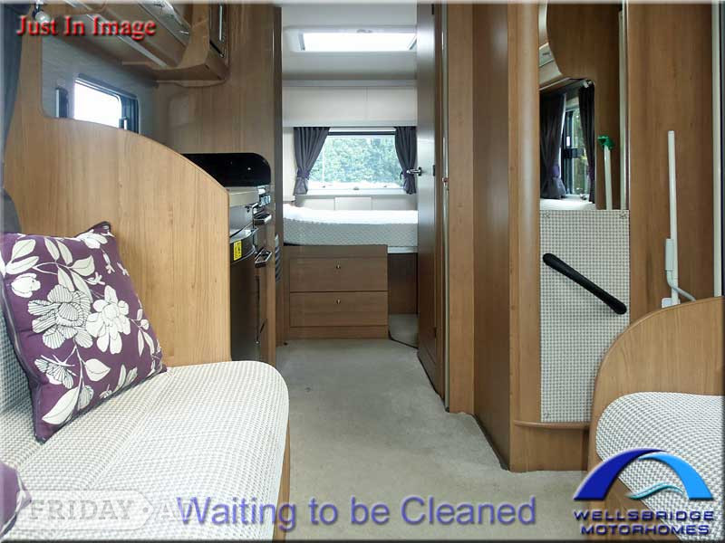 [ berth ]Auto-Trail Tracker RB