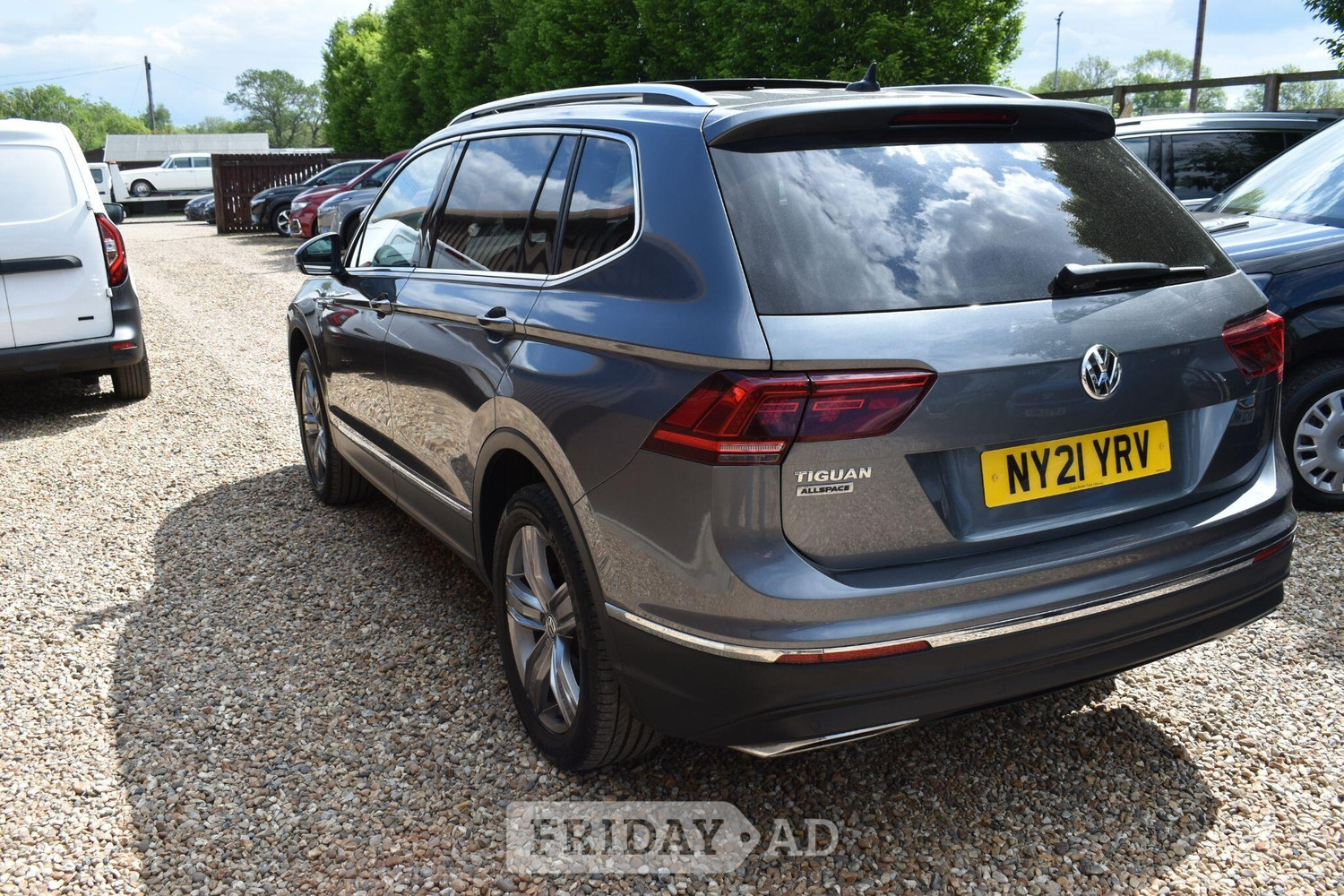 Volkswagen Tiguan 2021 - Cars in Guildford