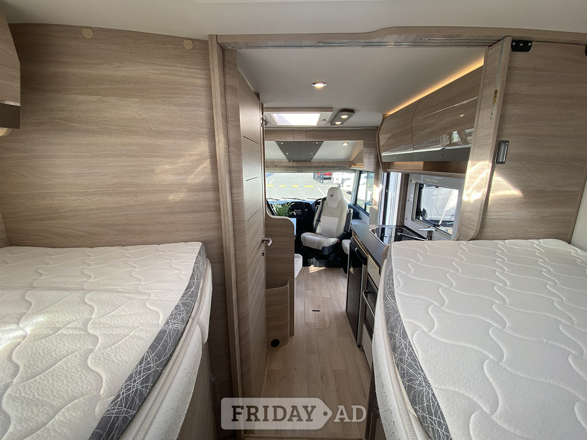 [4 berth ]Rapido Series 8F 855F