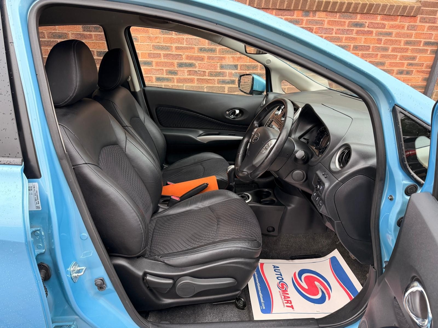 Nissan Note 2014 - Cars