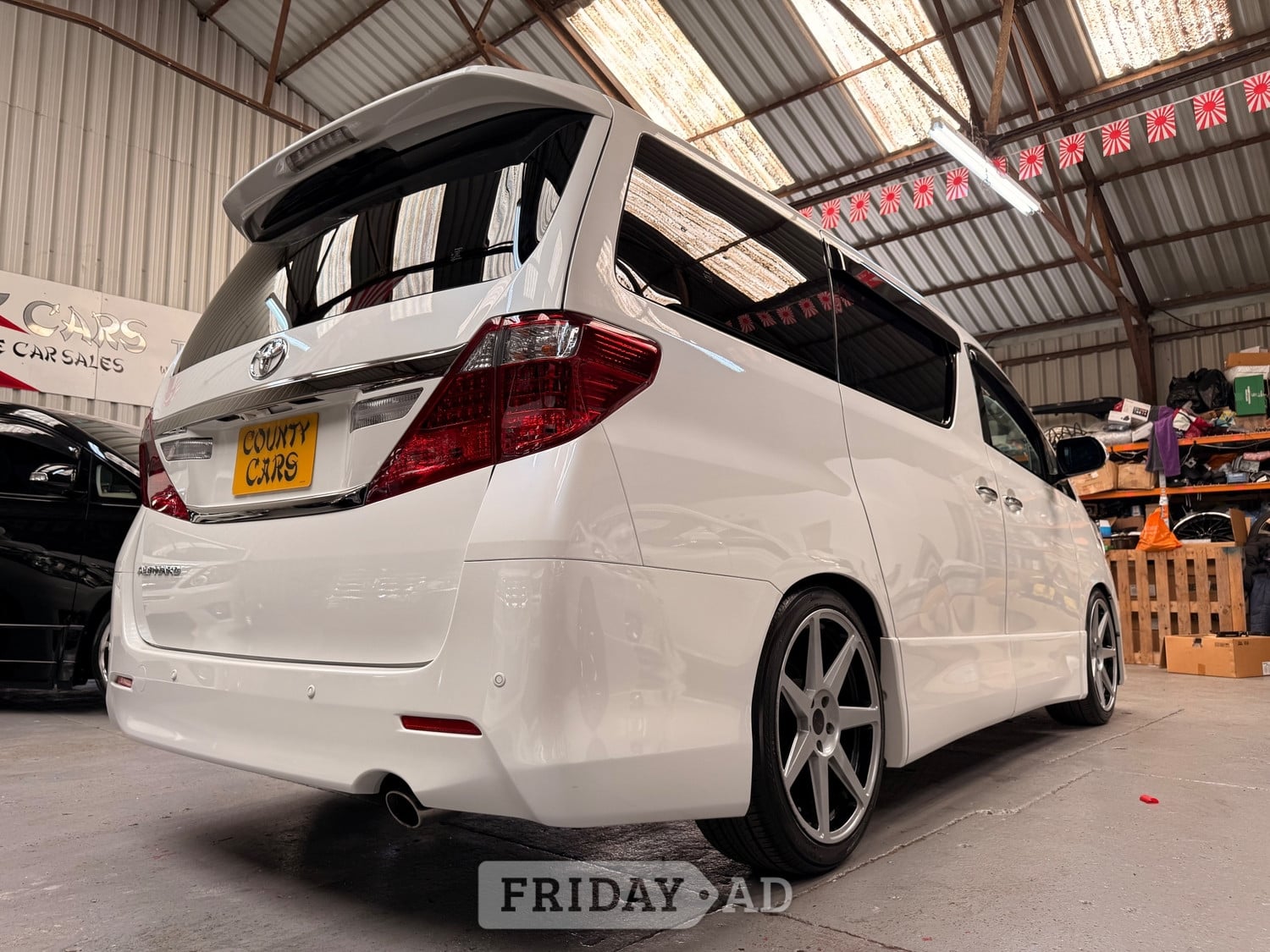 Toyota Alphard 2014 - Cars in Rochester