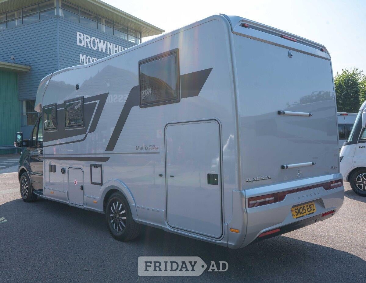 [4 berth ]Adria Matrix Supreme MB 670 DL 170BHP Auto * Mercedes 170BHP