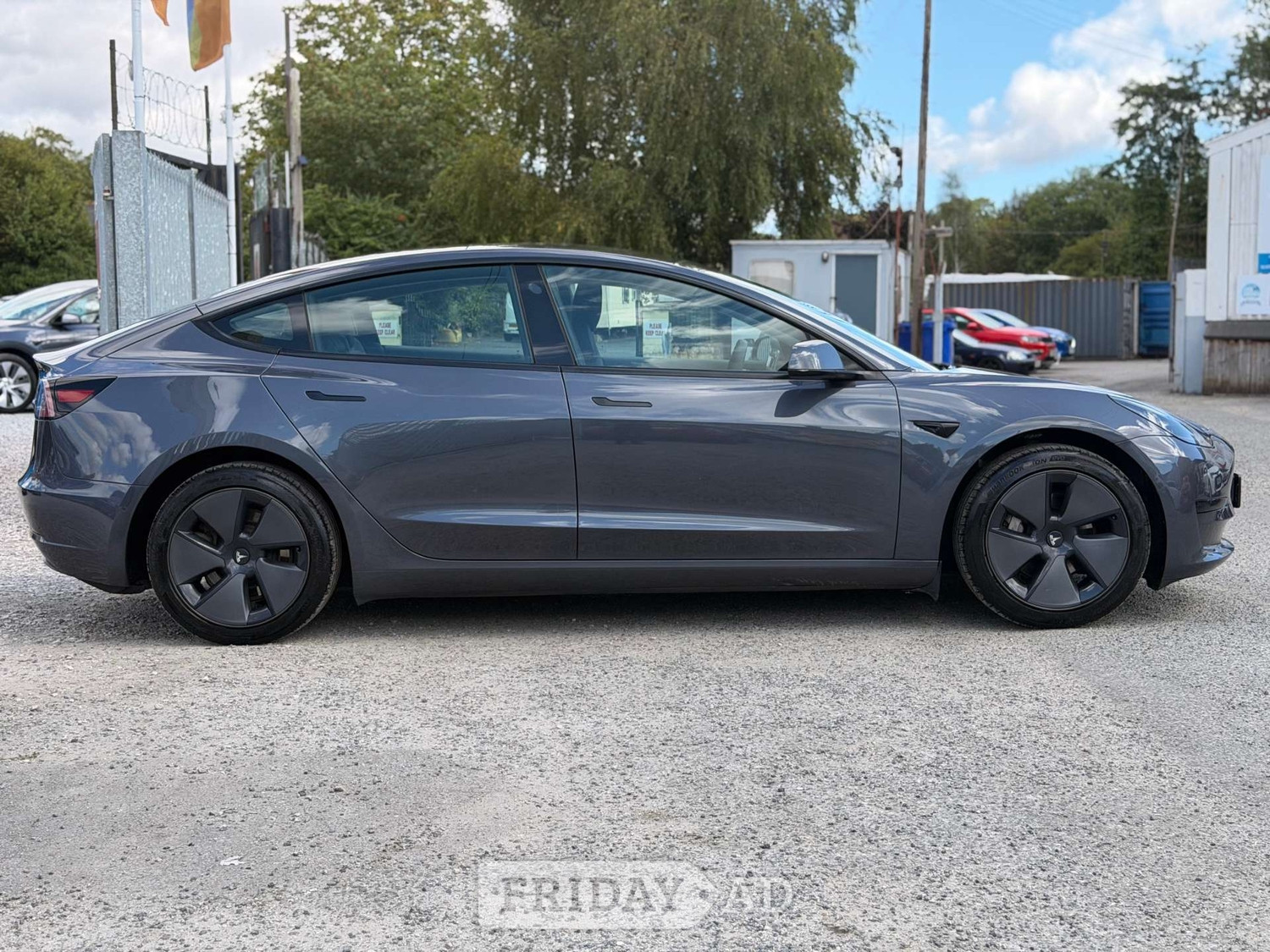 Tesla Model 3 2021 - Cars