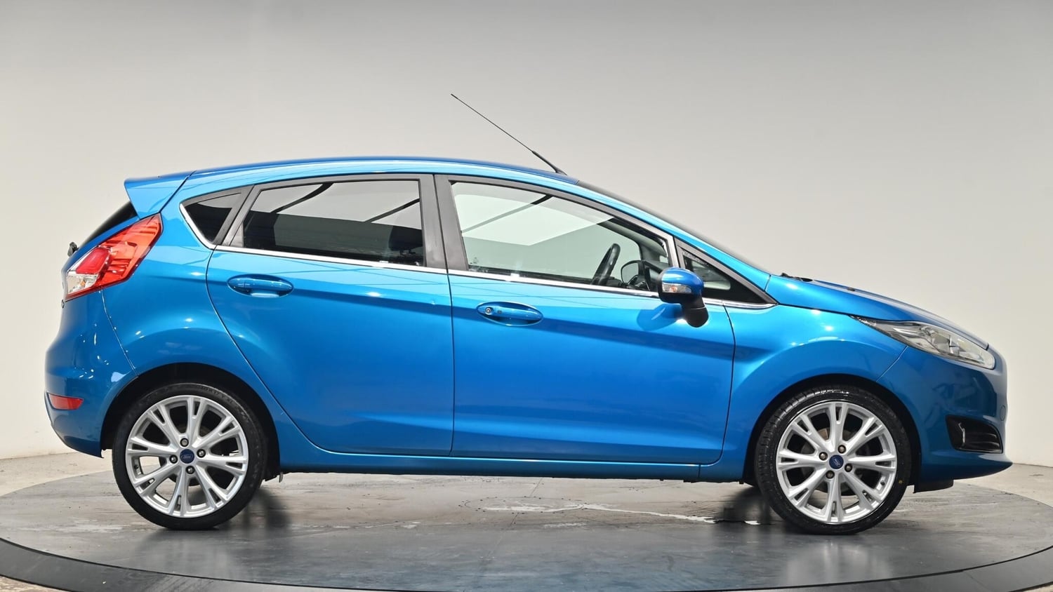 Ford Fiesta 2013 - Cars in Cullompton