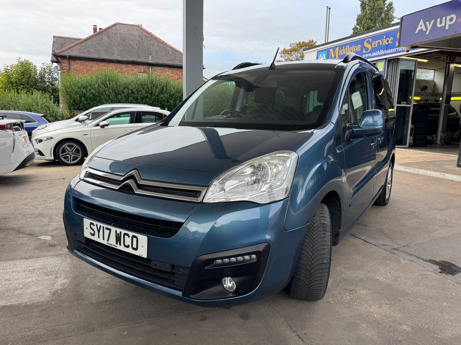 [ berth ]Citroen Berlingo