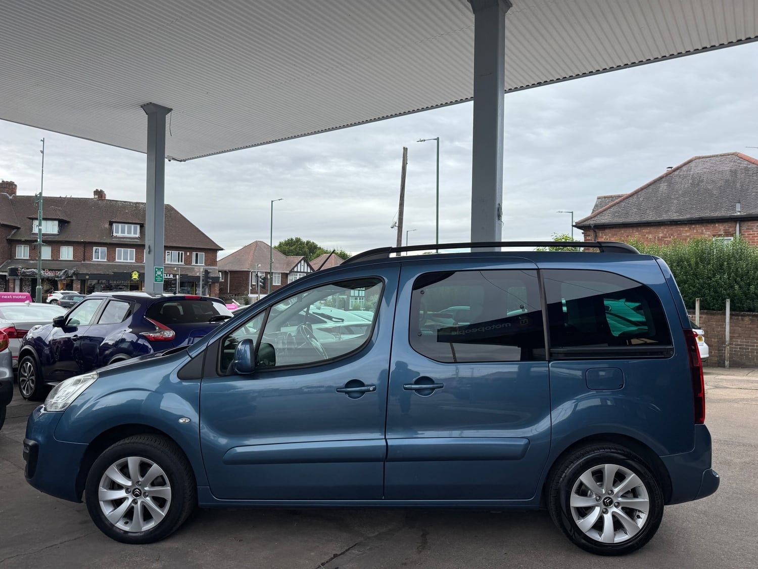 Citroen Berlingo 2017 - Cars