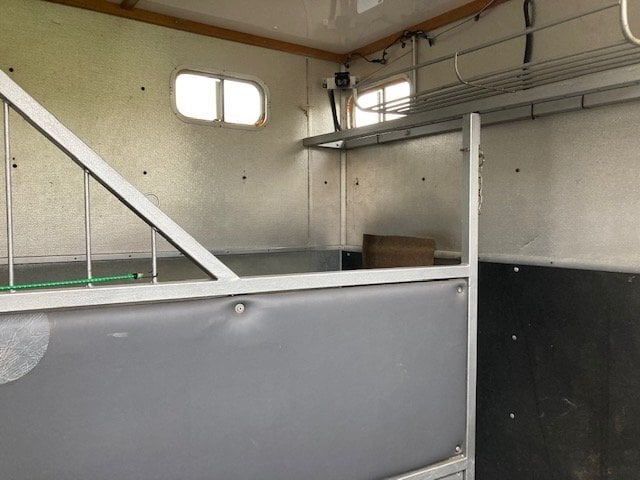 [ berth ]Renault Master