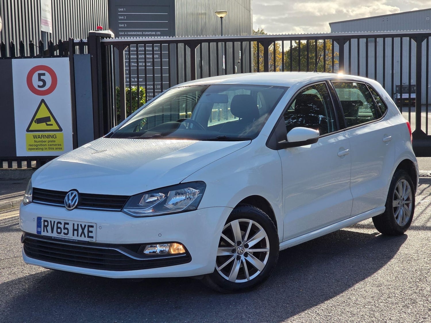 Volkswagen Polo Slough