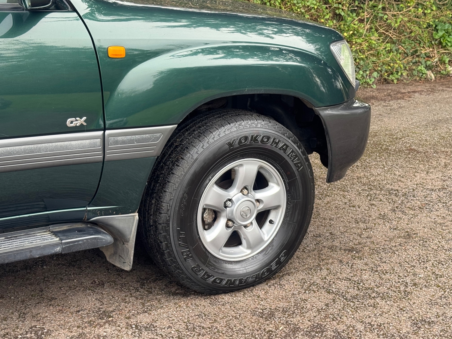 Toyota Land Cruiser 2000 - Cars