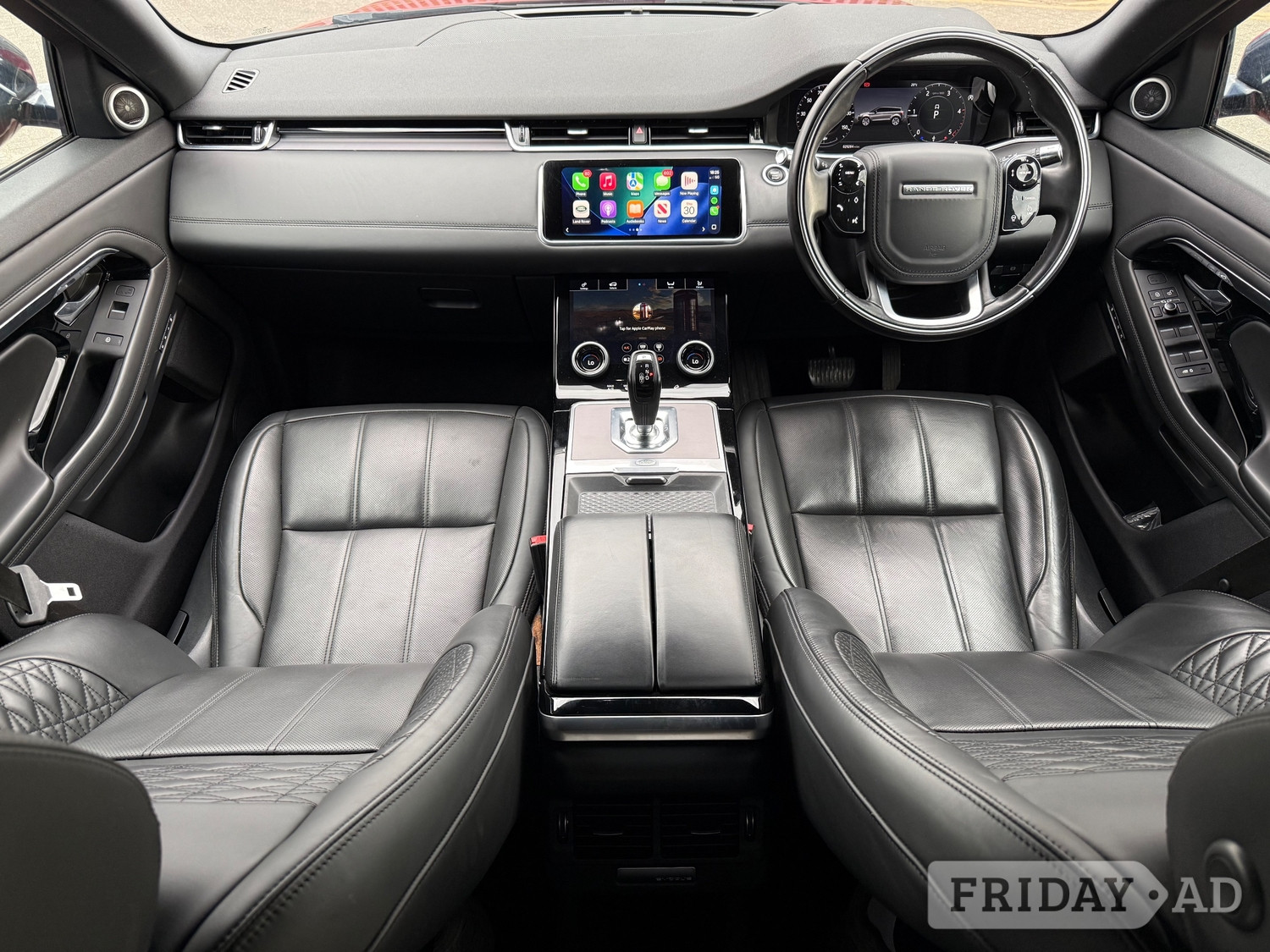 [ berth ]Land Rover Range Rover Evoque
