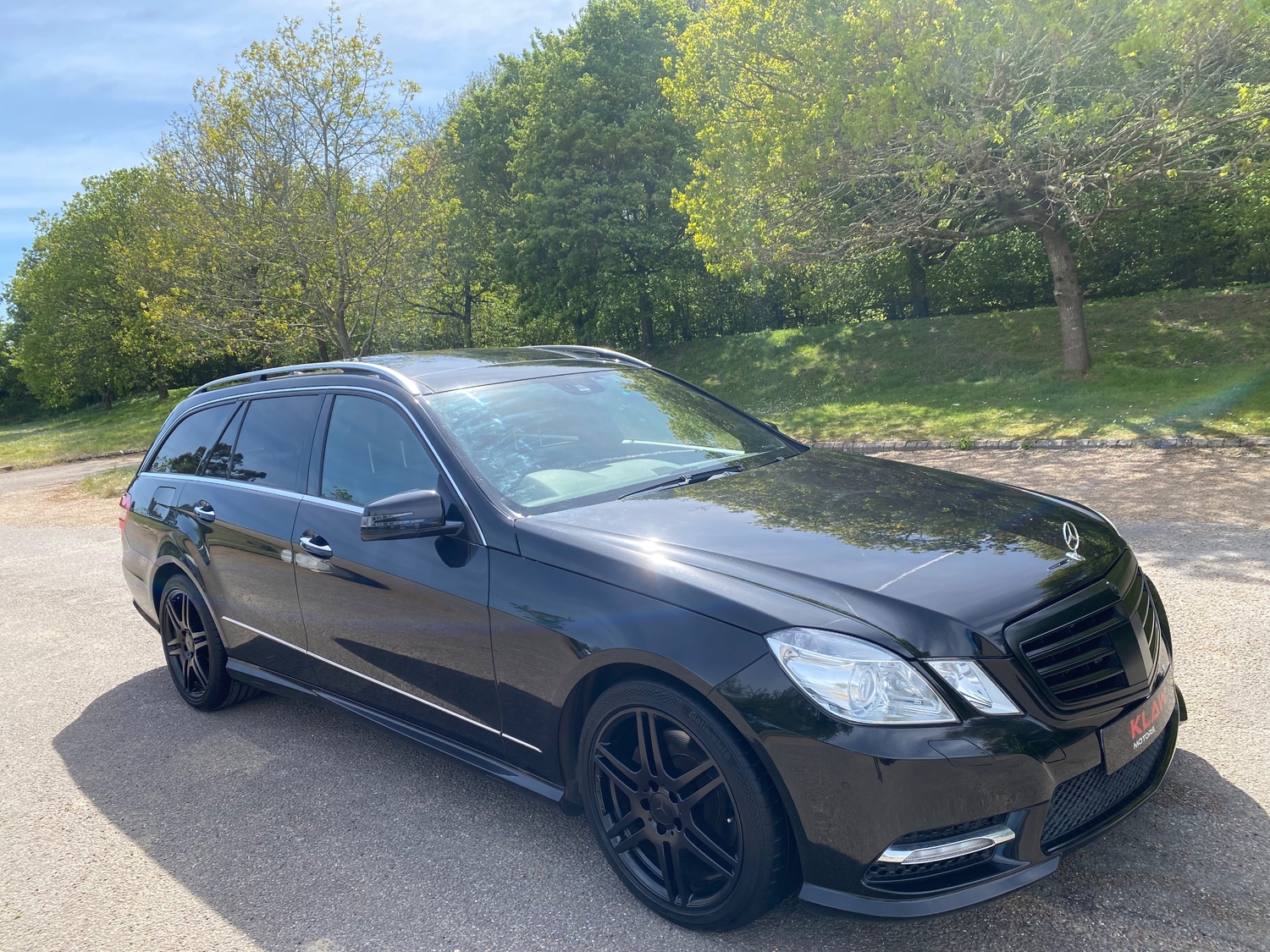 [ berth ]Mercedes-Benz E Class