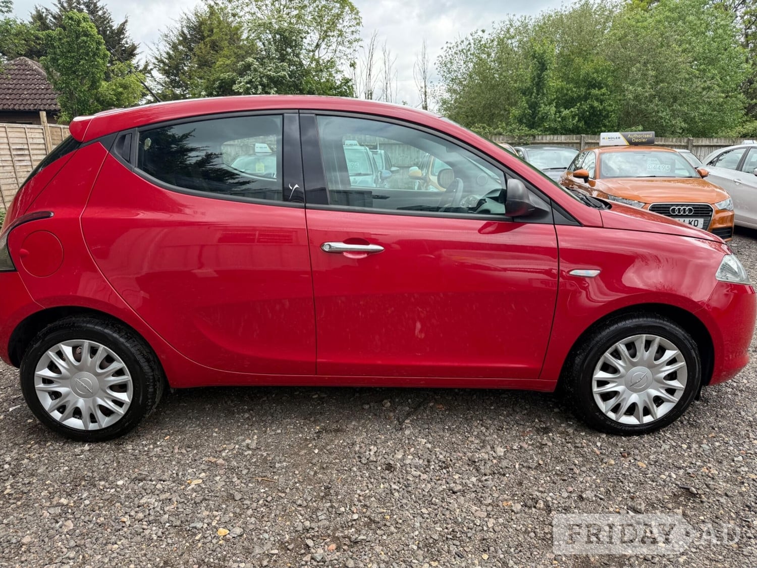 Chrysler Ypsilon Milton Keynes
