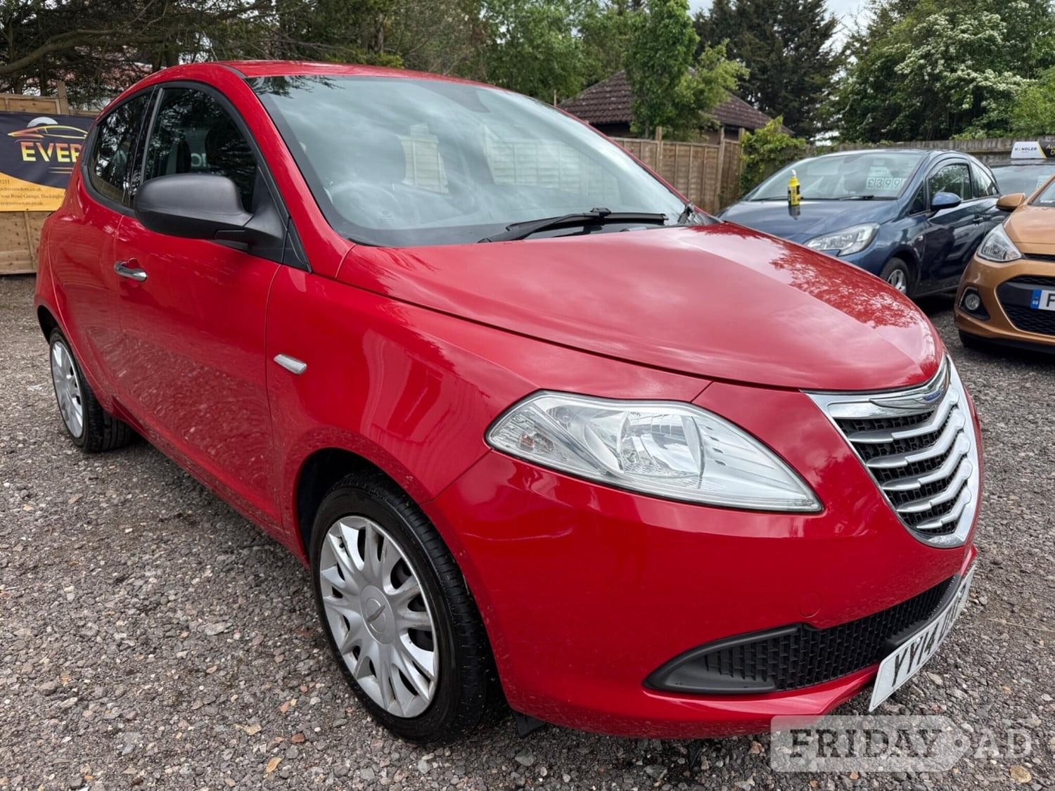 Chrysler Ypsilon 2014 in Milton Keynes