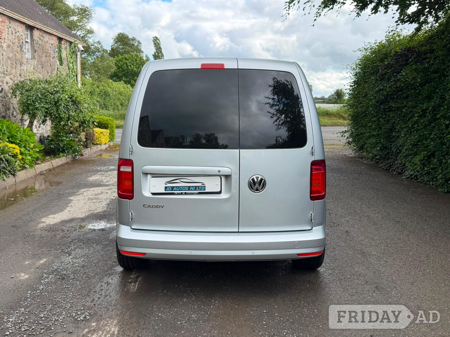 Volkswagen Caddy 2018 - Vans & Commercial Vehicles