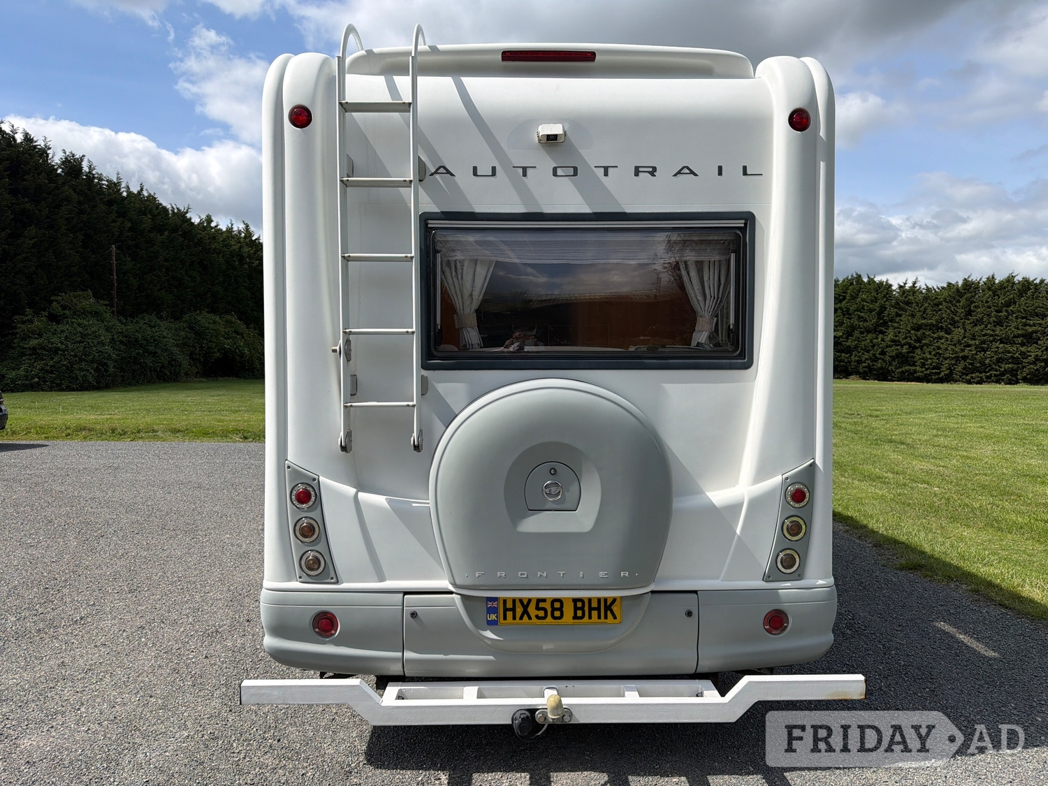 [ berth ]Auto-Trail Scout