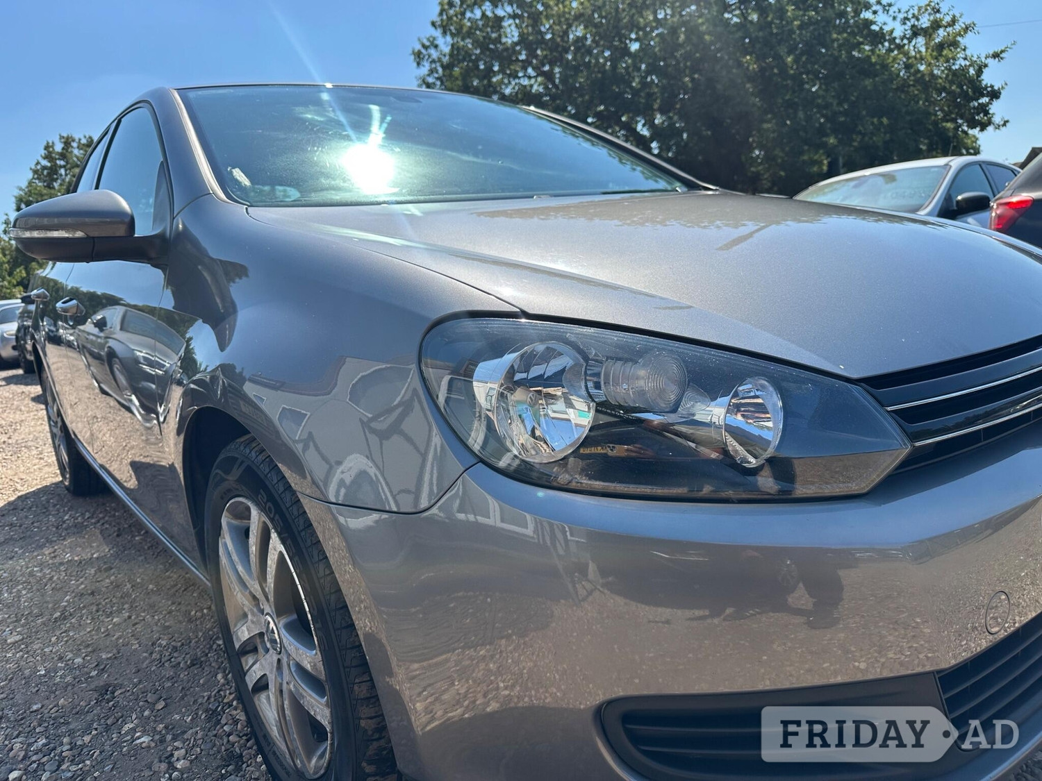Volkswagen Golf 2010 - Cars
